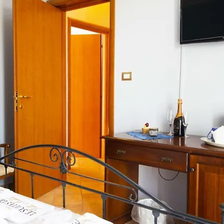 Le Suites Di Michela * Alezio